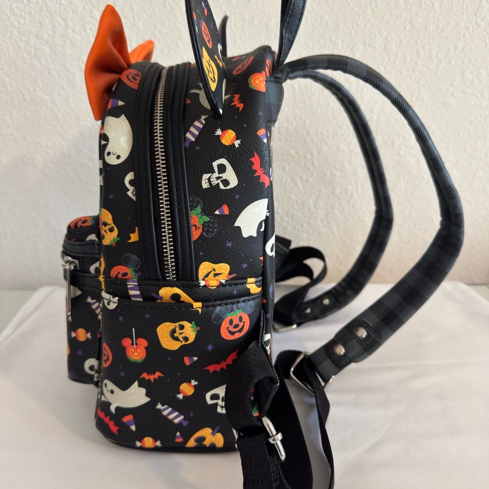 Loungefly Black and Orange Halloween Mini Bag - Picture 2 of 8